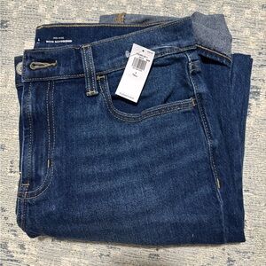 Old Navy Mid-Rise Wow Boyfriend Straight Jeans, Tall